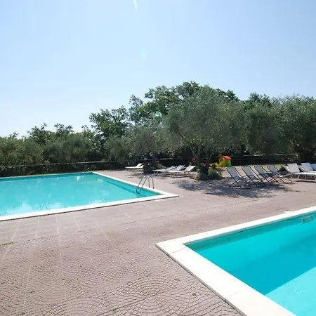 Caioncola Sleeps 12 Pool Wifi