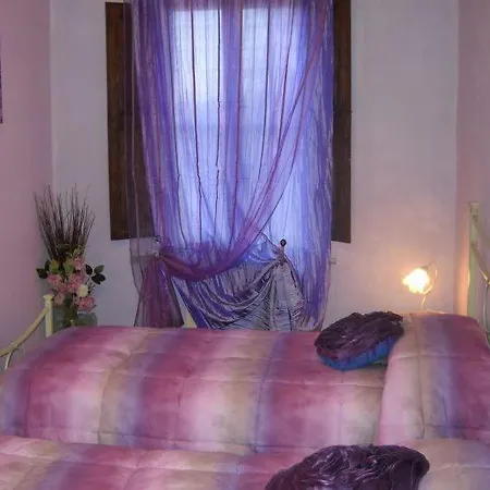 Apartman Caioncola Sleeps 12 Pool Wifi